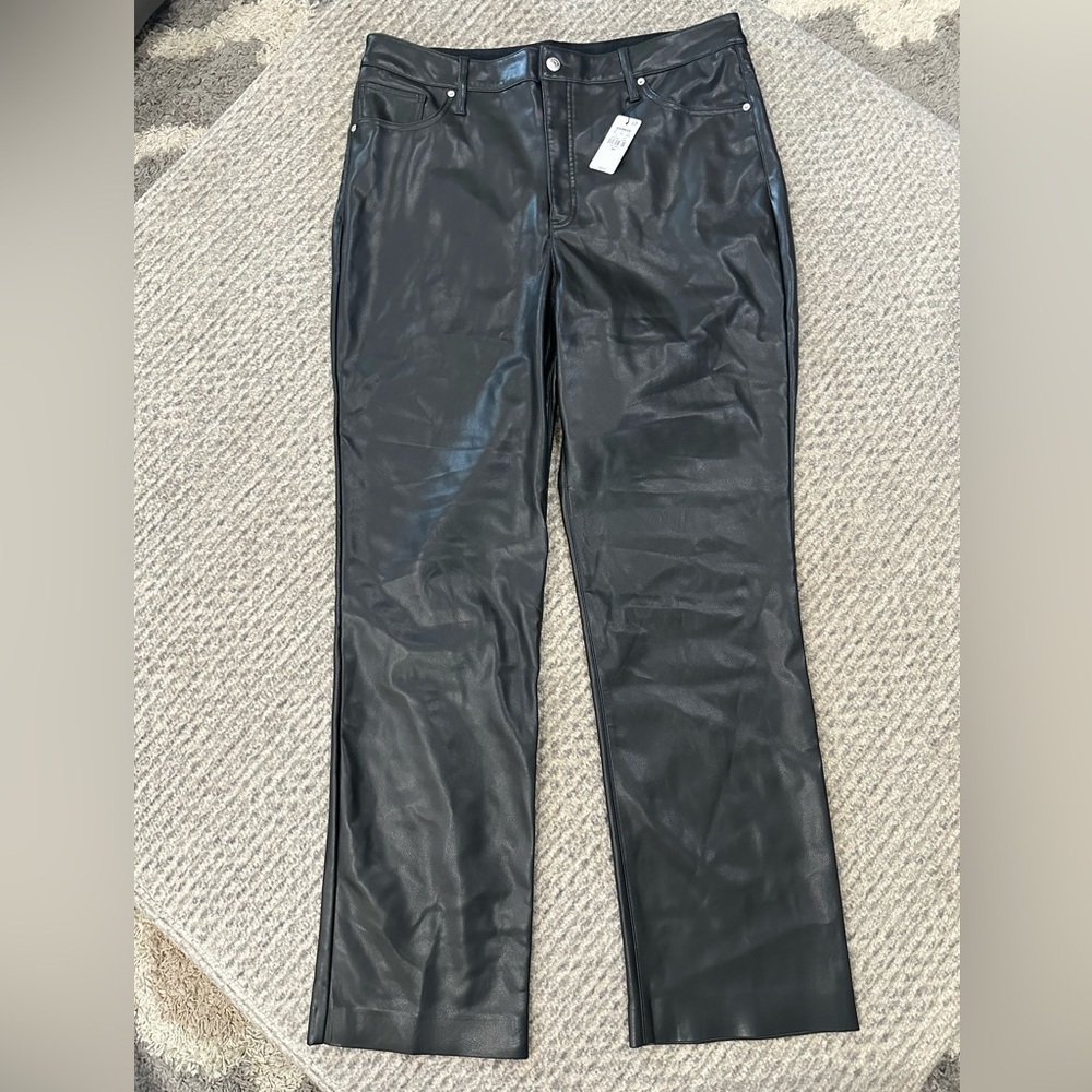 EXPRESS Black Faux Leather 90’s Slim Super High Rise 16R, NWT!